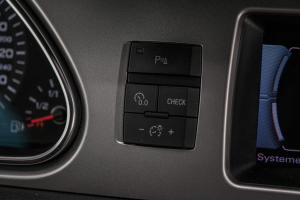 Audi Q7 - Image 29