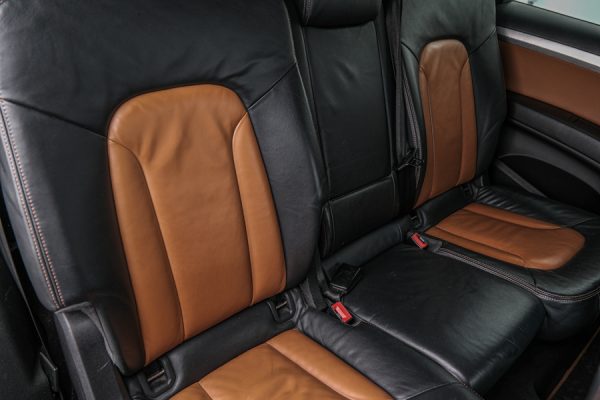 Audi Q7 - Image 17