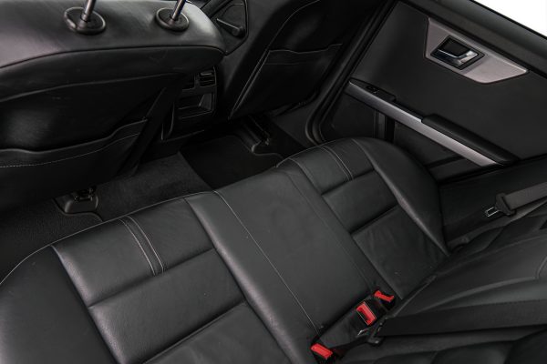 Mercedes-Benz GLK250 - Image 29