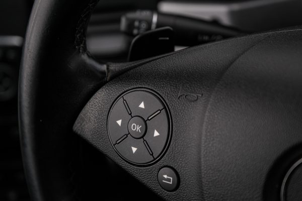 Mercedes-Benz GLK250 - Image 23