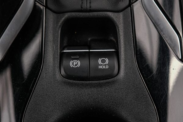 Toyota Corolla - Image 15