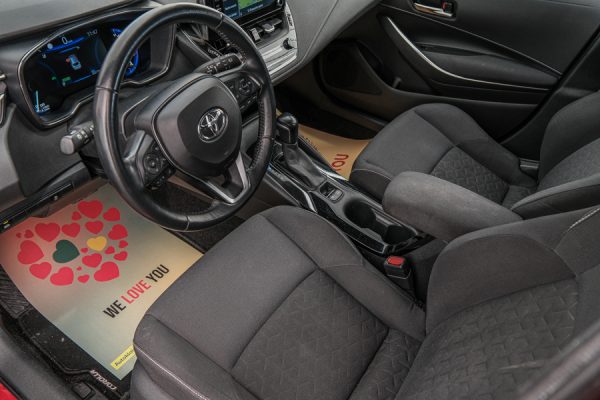 Toyota Corolla - Image 9