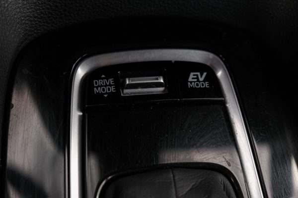 Toyota Corolla - Image 6