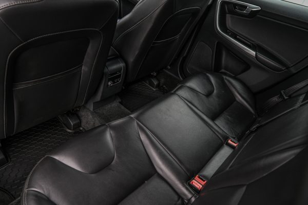 Volvo XC60 - Image 24