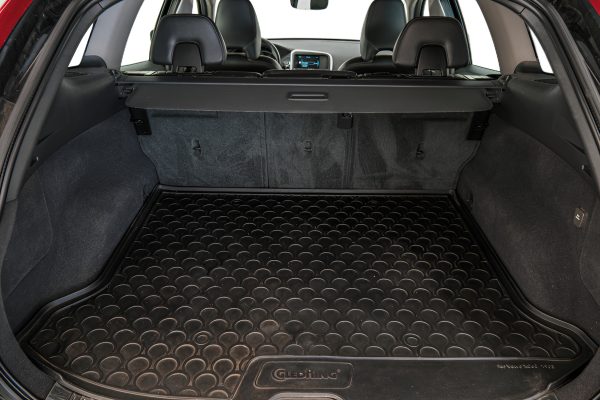 Volvo XC60 - Image 16