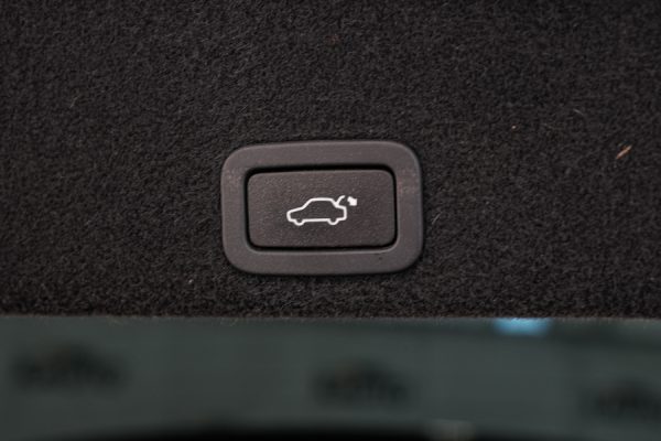 Volvo XC60 - Image 15