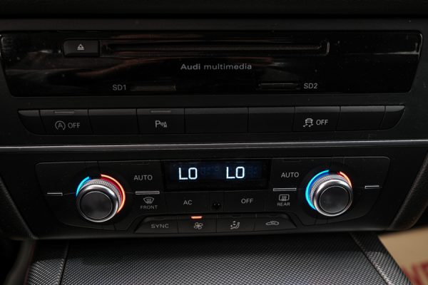 Audi A6 - Image 8