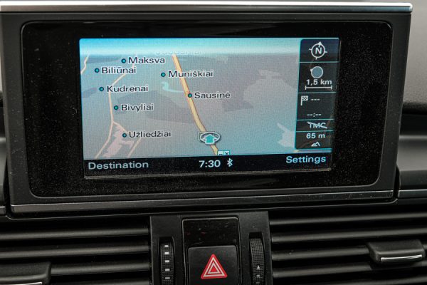 Audi A6 - Image 5