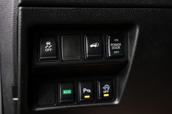 Nissan X-Trail - Image 10