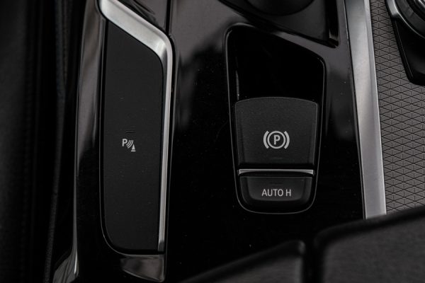 BMW 520 - Image 24