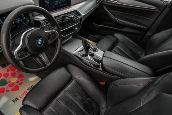 BMW 520 - Image 18