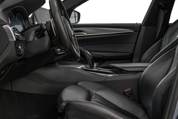 BMW 520 - Image 16