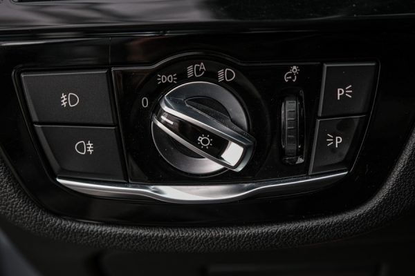 BMW 520 - Image 12