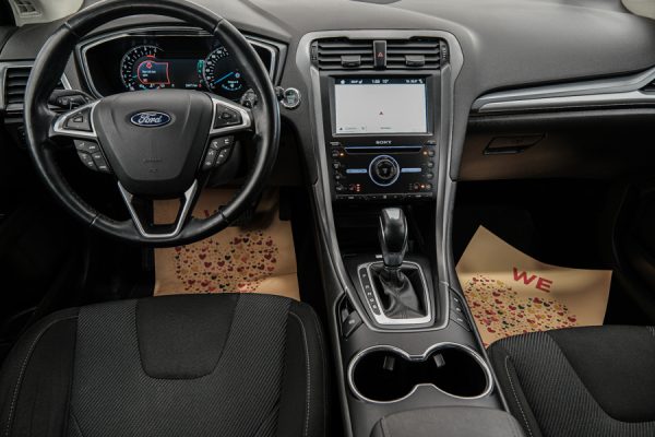 Ford Mondeo - Image 19