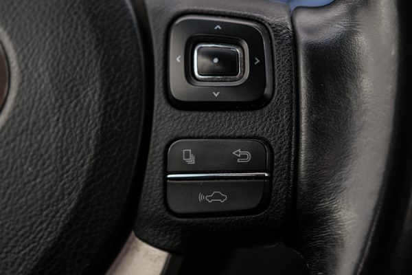 Lexus NX 300 H - Image 15