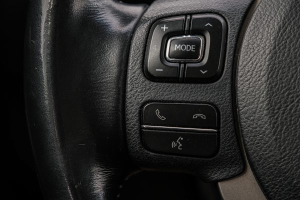 Lexus NX 300 H - Image 14