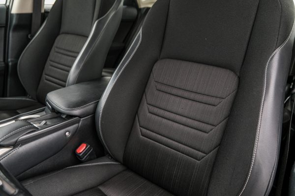 Lexus NX 300 H - Image 10
