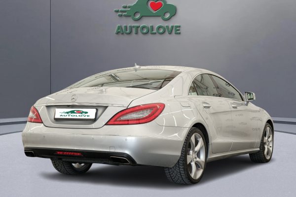 Mercedes-Benz CLS350 - Image 4
