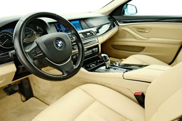 BMW 530XD - Image 18