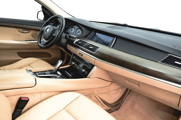 BMW 530 Gran Turismo - Image 22