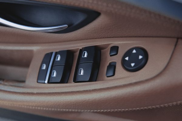 BMW 530XD - Image 17
