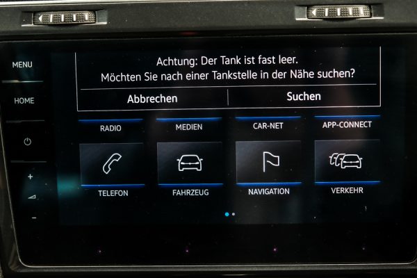 Volkswagen Golf - Image 16