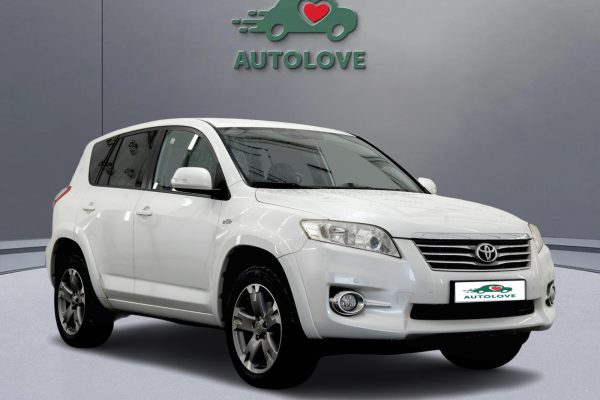 Toyota Rav 4 - Image 2