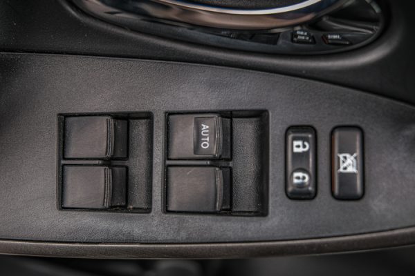 Toyota Rav 4 - Image 11