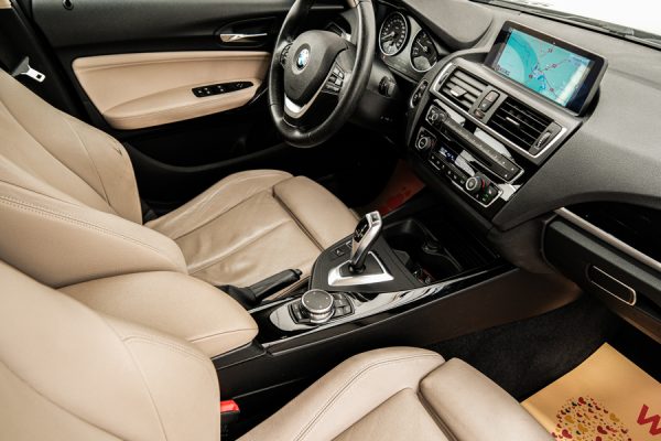 BMW 118 - Image 7