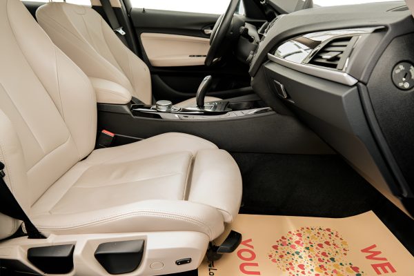 BMW 118 - Image 8