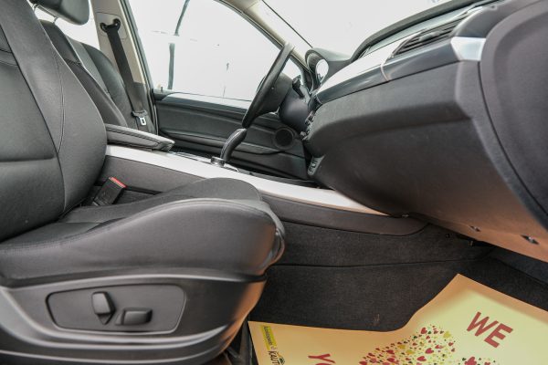 BMW X5 - Image 12
