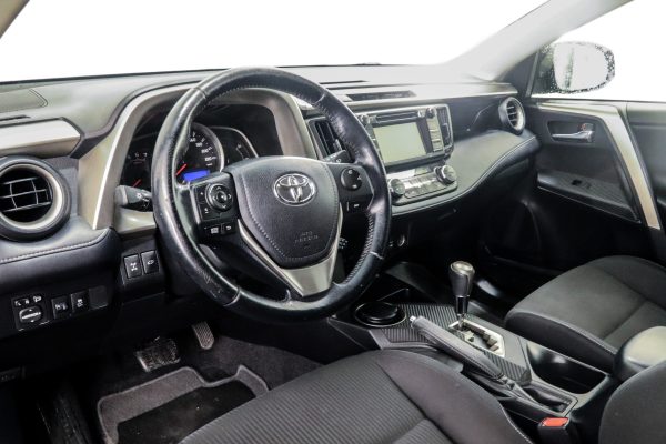 Toyota Rav4 - Image 12