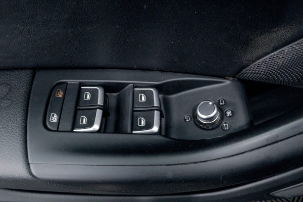 Audi Q3 - Image 17