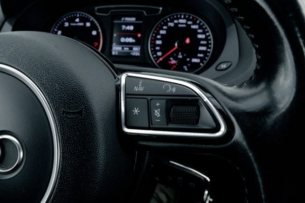 Audi Q3 - Image 9