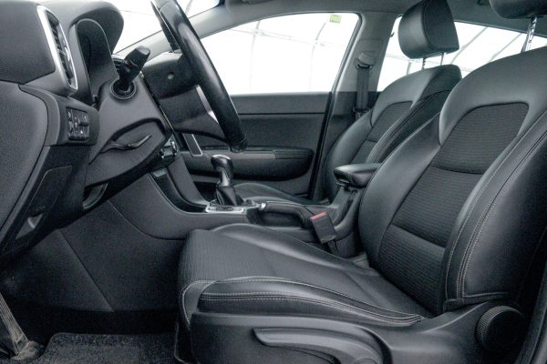 Kia Sportage - Image 17