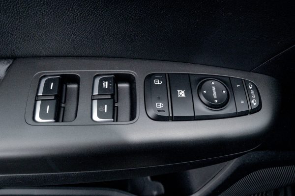 Kia Sportage - Image 11