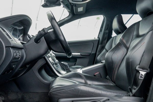 Volvo XC60 - Image 23