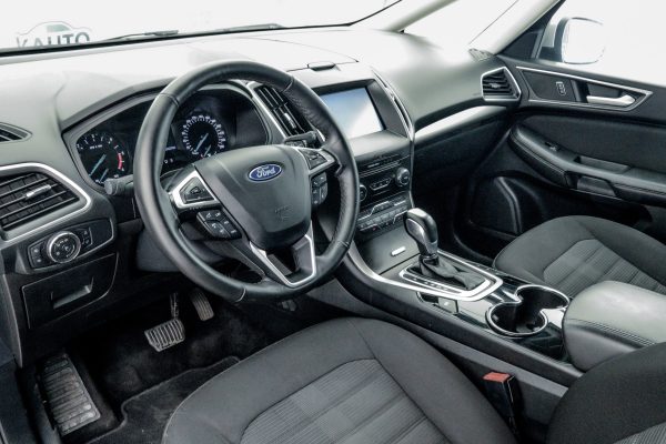 Ford Galaxy - Image 13