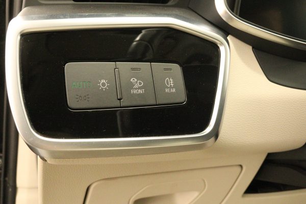 Audi A6 - Image 17
