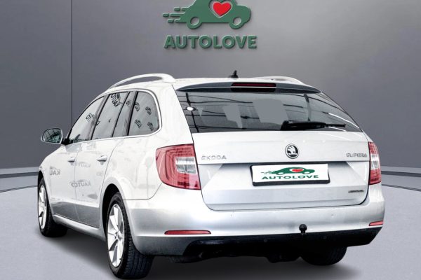 Skoda Superb - Image 3