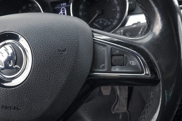 Skoda Superb - Image 7