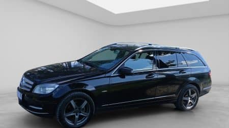 Mercedes-Benz C220